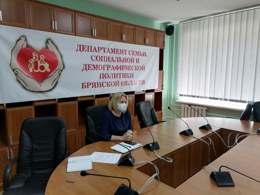 Рабочее совещание  на тему: «Безопасность детей, воспитывающихся в замещающих семьях в период летних каникул»